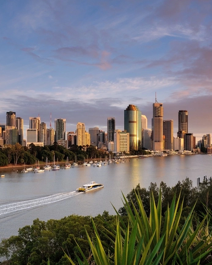 View of Brisbane from Kangaroo Point cliffs