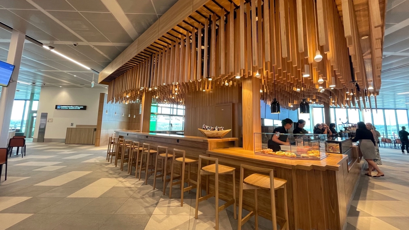 Wollumbin Cafe and Bar, international departures area, Gold Coast Airport. Image credit: Gold Coast Airport